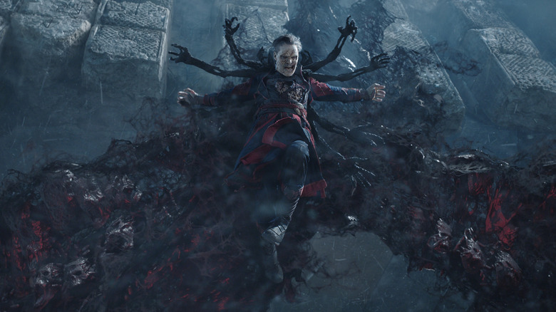 Doctor Strange possesses his own dead body