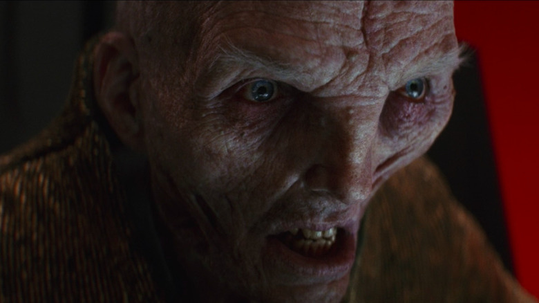 Snoke gritting his teeth