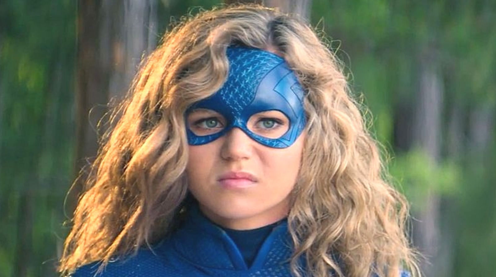 Stargirl episode photos show the team is back in school