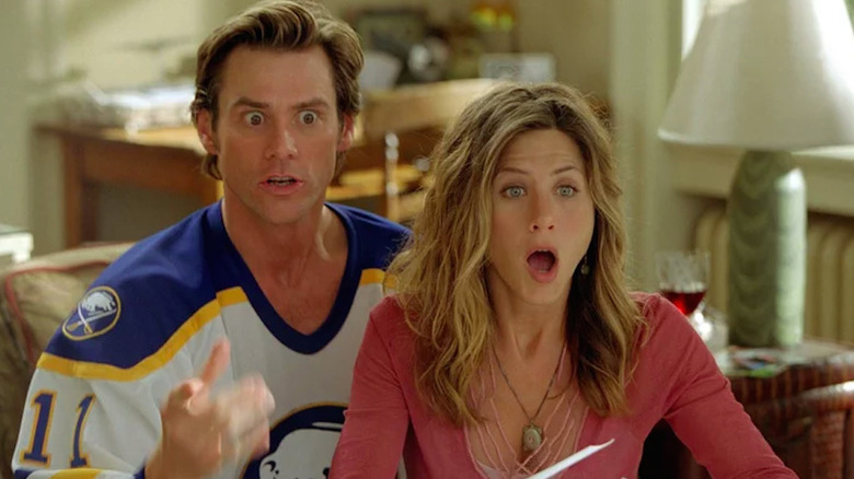 Bruce (Jim Carrey) and Grace (Jennifer Anniston) gasping in Bruce Almighty