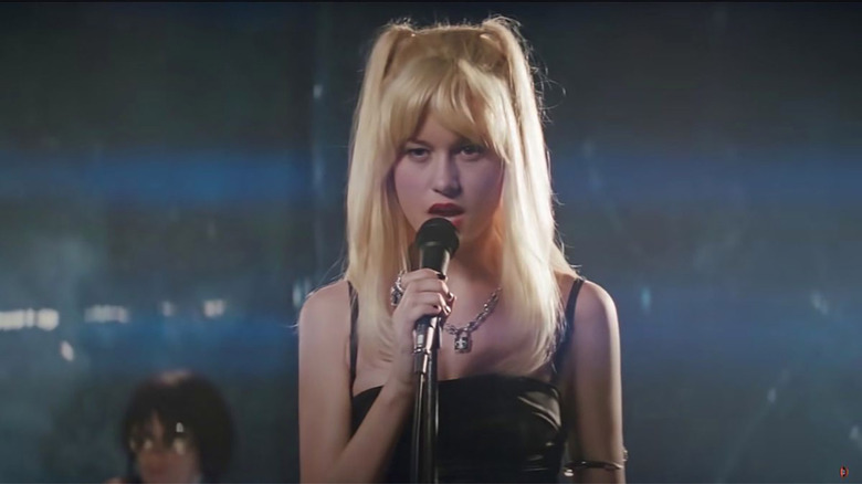 Envy Adams singing in Scott Pilgrim vs the World