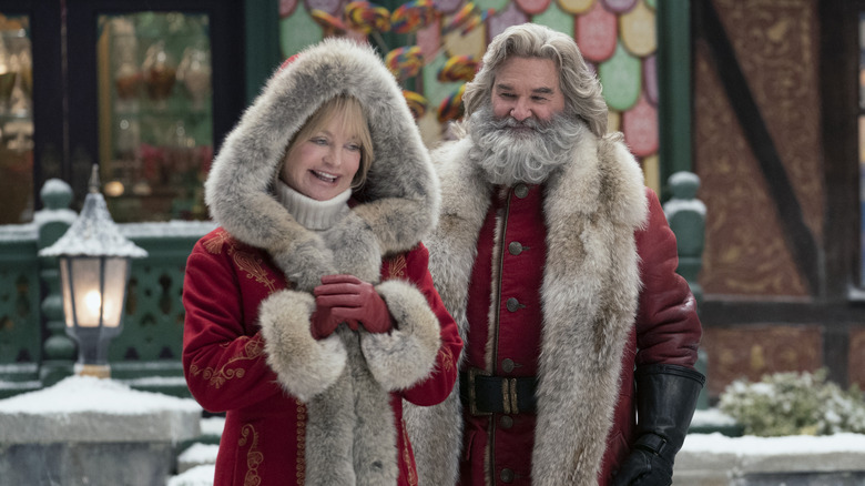 Santa and Mrs. Claus smiling