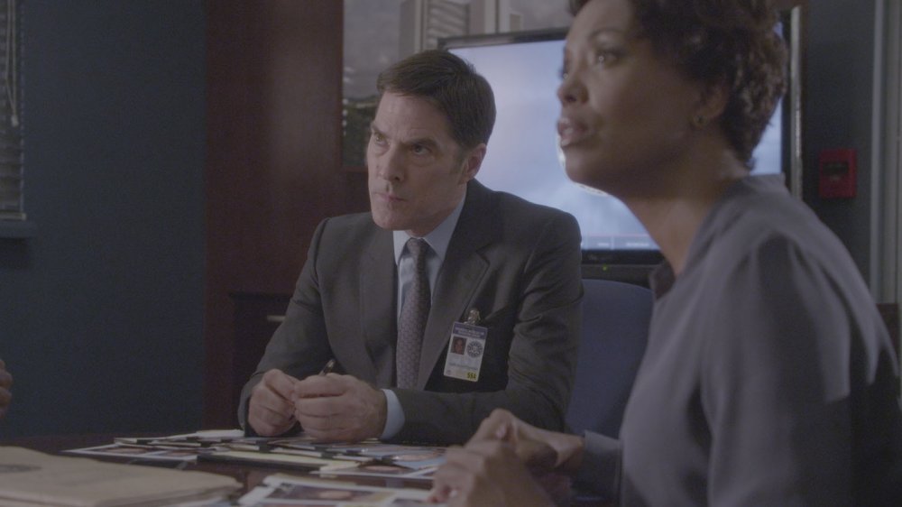 Thomas Gibson and Aisha Tyler on Criminal Minds