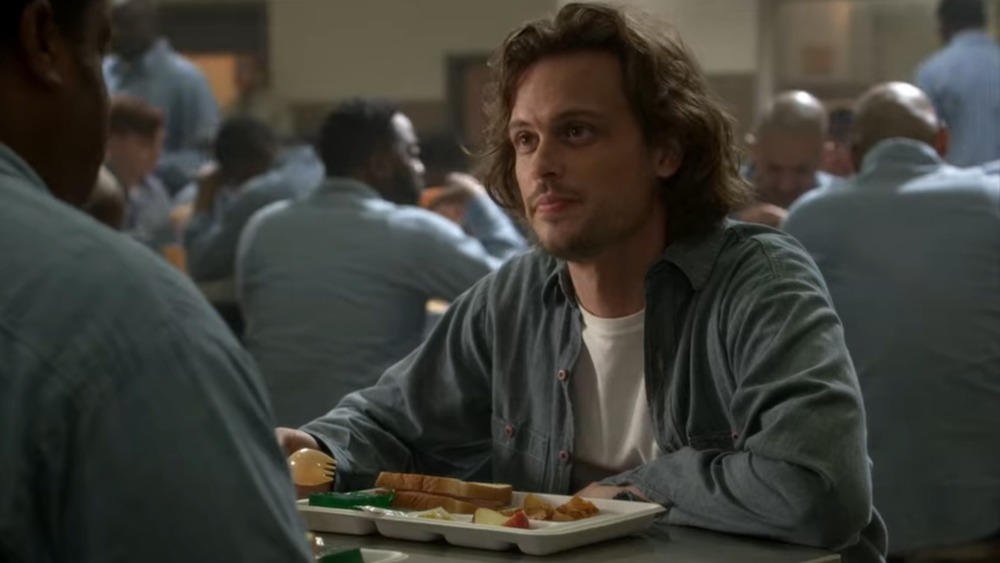 Reid in prison cafeteria