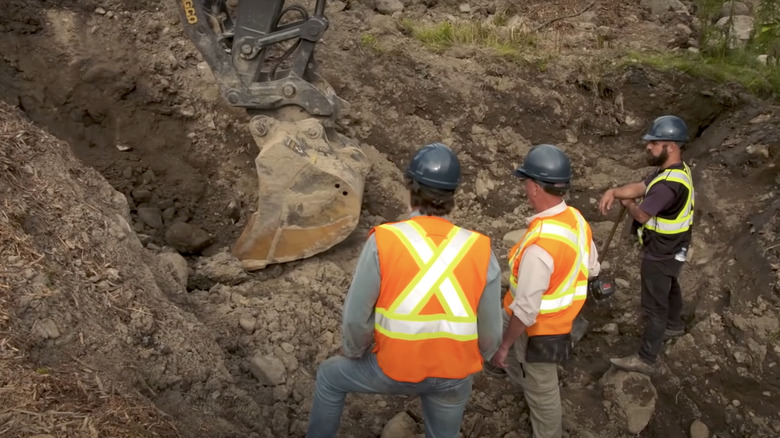 Rick Lagina surveying a digsite