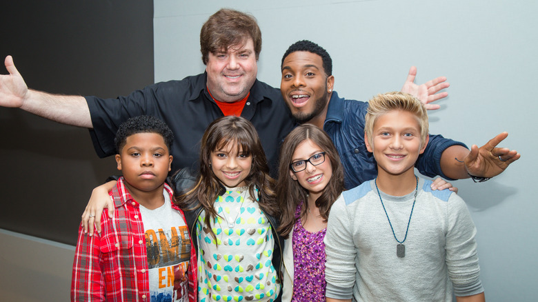 Dan Schneider, Kel Mitchell with Nickelodeon child actors in 2015 