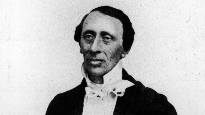 Hans Christian Andersen wearing a suit