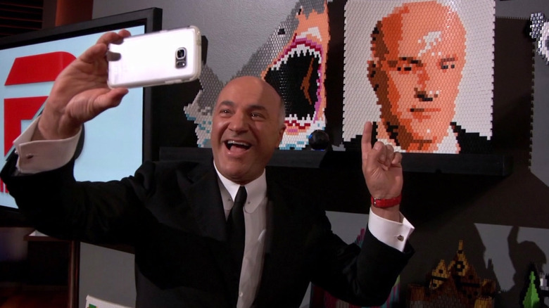 Kevin O'Leary taking selfie with Pinblock portrait