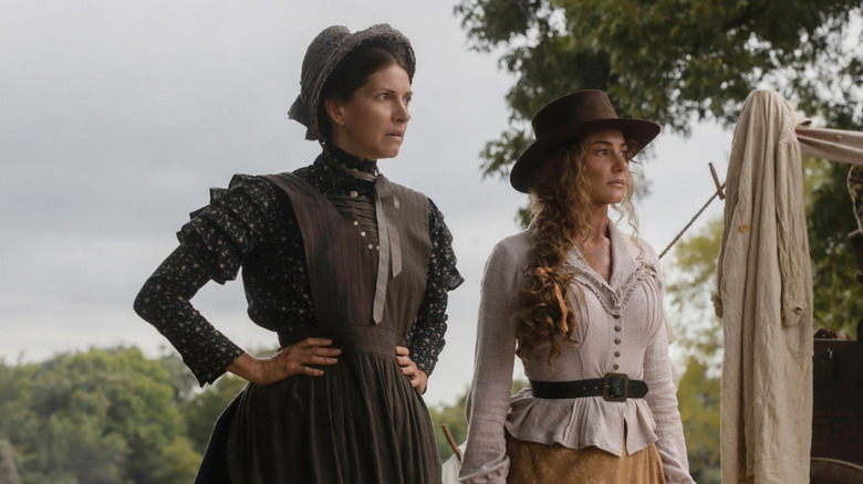 Anna Fiamora as Risa and Faith Hill as Margaret in "1883"