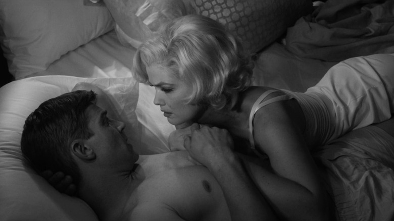 JFK and Marilyn Monroe in bed