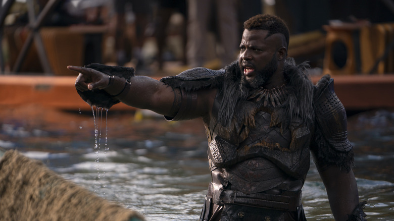 M'Baku pointing