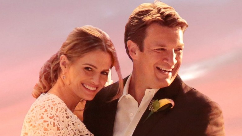 Castle and Beckett smile on wedding day