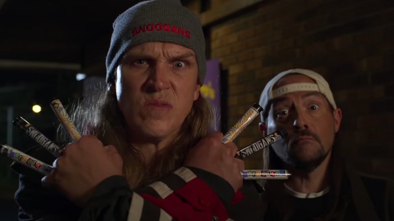 Jay and Silent Bob selling weed