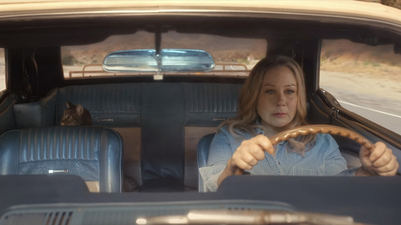 Christina Applegate drives with a cat in "Dead to Me"