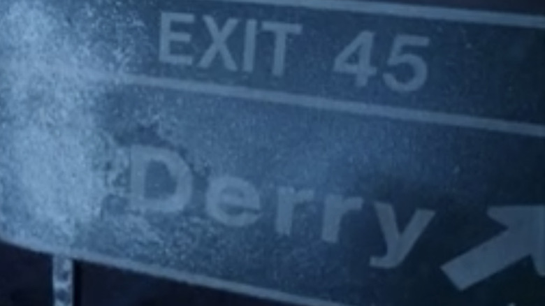 Derry road sign in Dreamcatcher