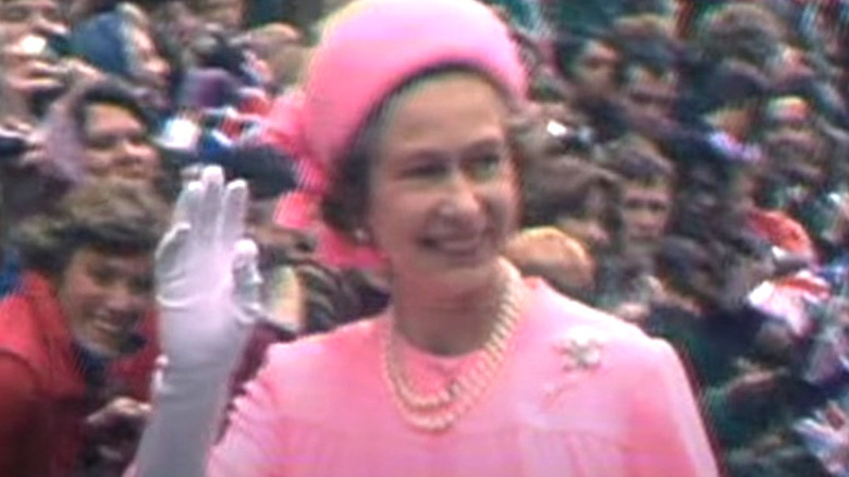 The Queen Waving