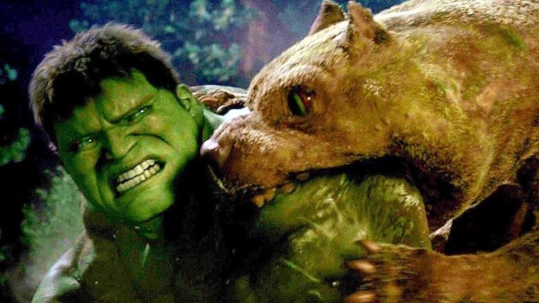 Hulk fighting gamma dog