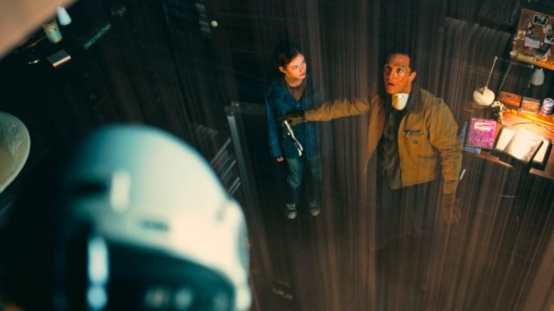 Matthew McConaughey and Mackenzie Foy in Interstellar