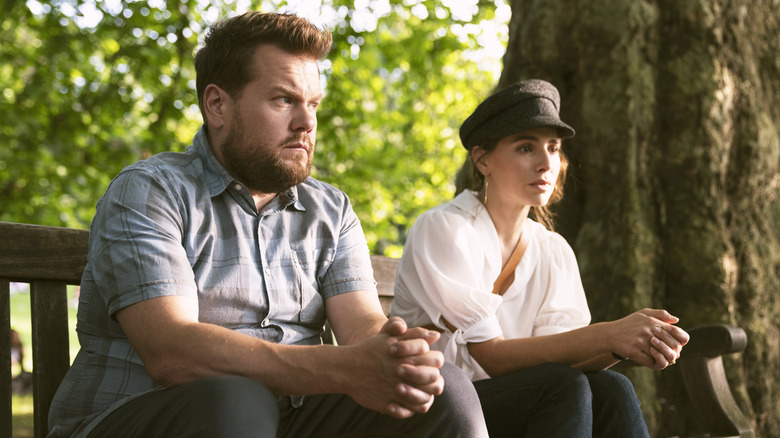 Jamie and Amandine on a bench