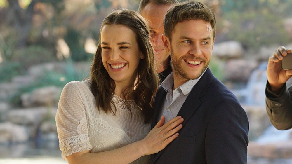 Iain De Caestecker and Elizabeth Henstridge as Fitzsimmons on Agents of SHIELD