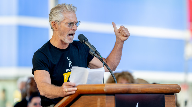 Stephen Lang giving a speech 