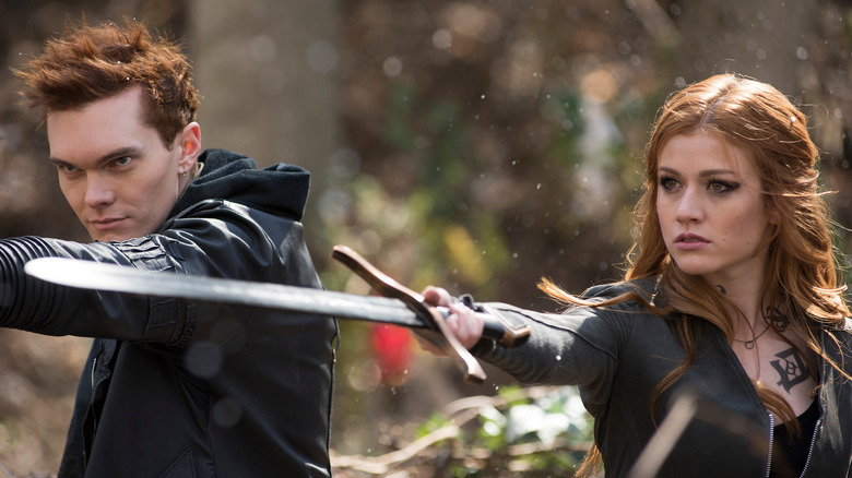 Jonathan and Clary ready to fight