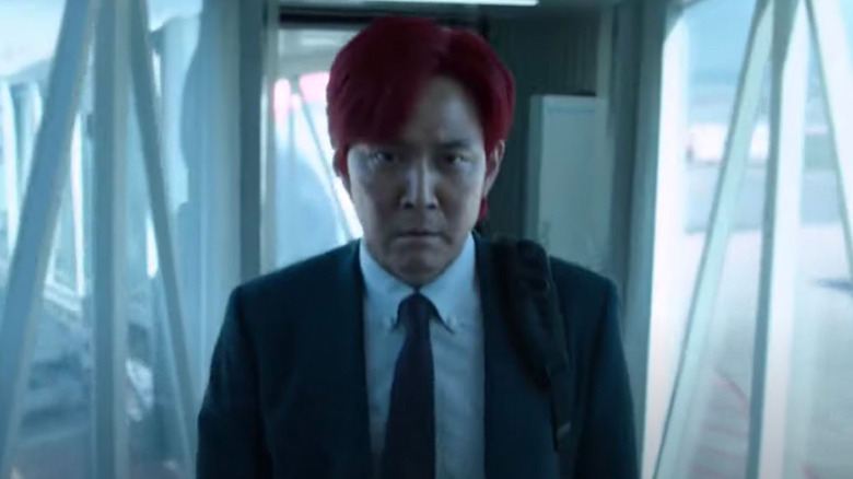 Gi-hun with red hair 