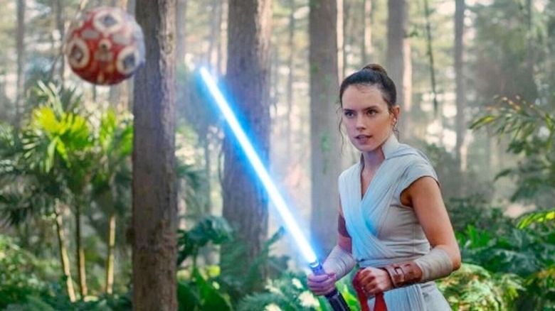 Rey trains with a remote in "Star Wars: The Rise of Skywalker"