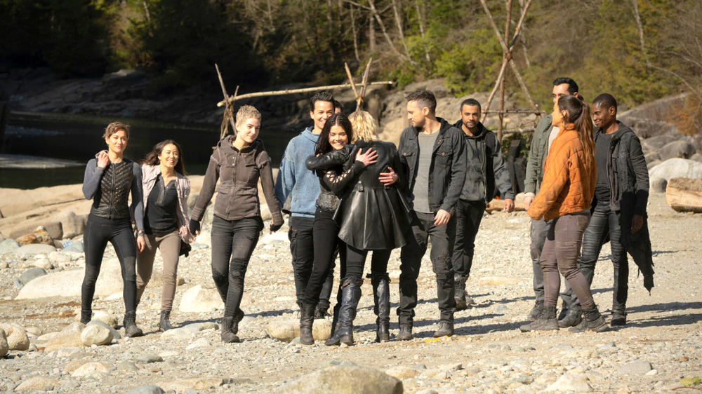 The 100 happy reunion on beach last scene