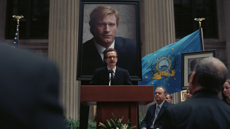 Commissioner Gordon eulogizes Harvey Dent