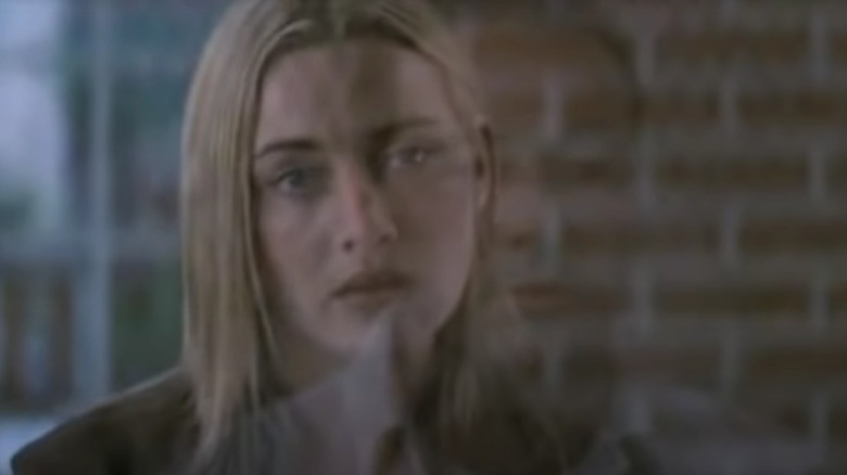 Kate Winslet interviewing in The Life of David Gale