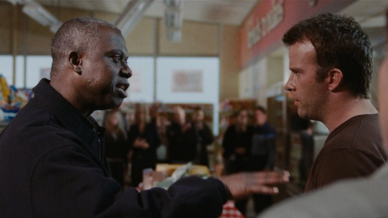 Andre Braugher and Thomas Jane in The Mist