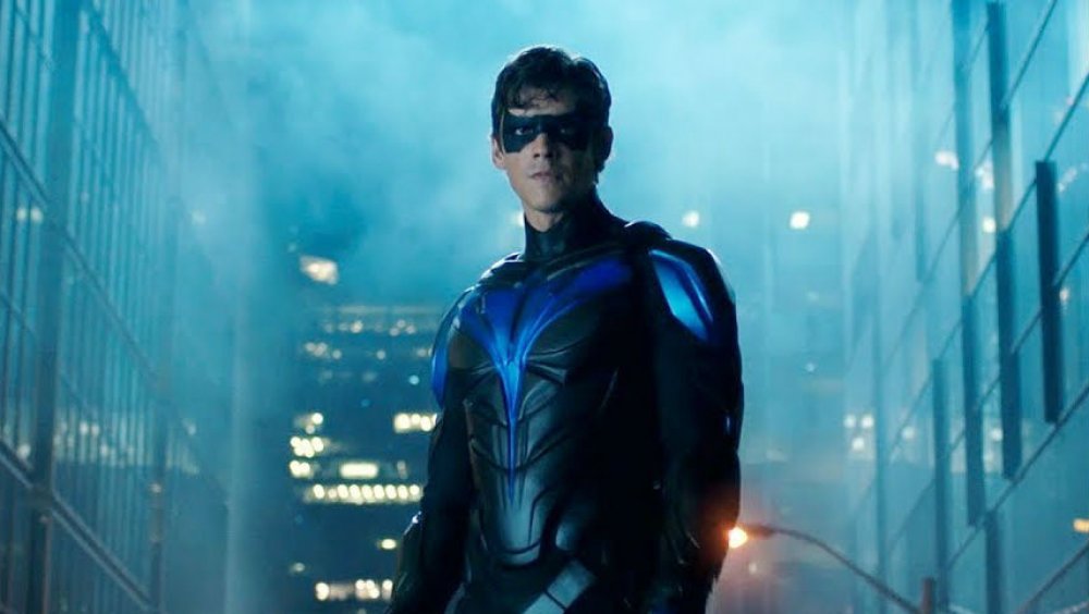 Dick Grayson as Nightwing in Titans season 2