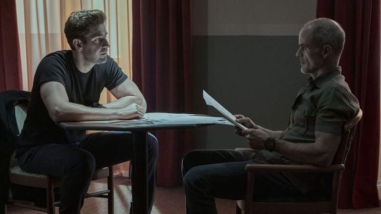 Jack Ryan planning with Mike November