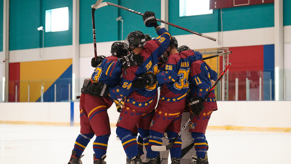 Hammarström hockey team celebrating