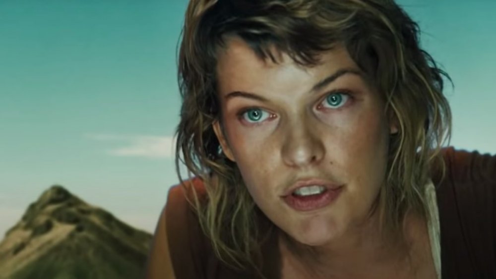 Milla Jovovich as Alice in Resident Evil: Extinction