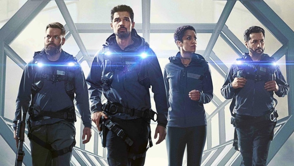 The Expanse characters walking