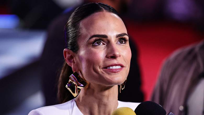 Jordana Brewster on red carpet