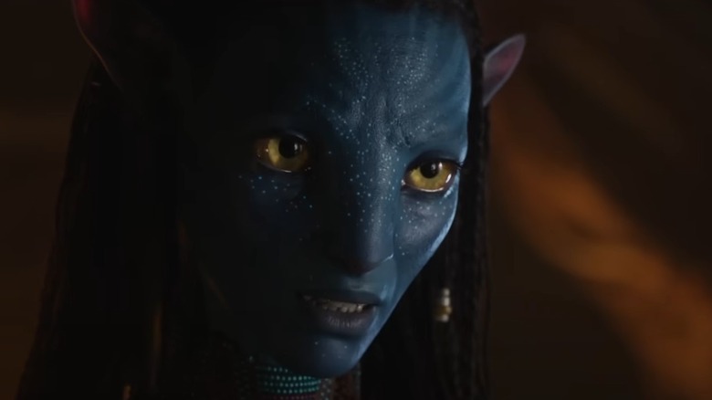 Neytiri looking concerned