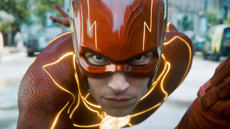 The Flash preparing to run