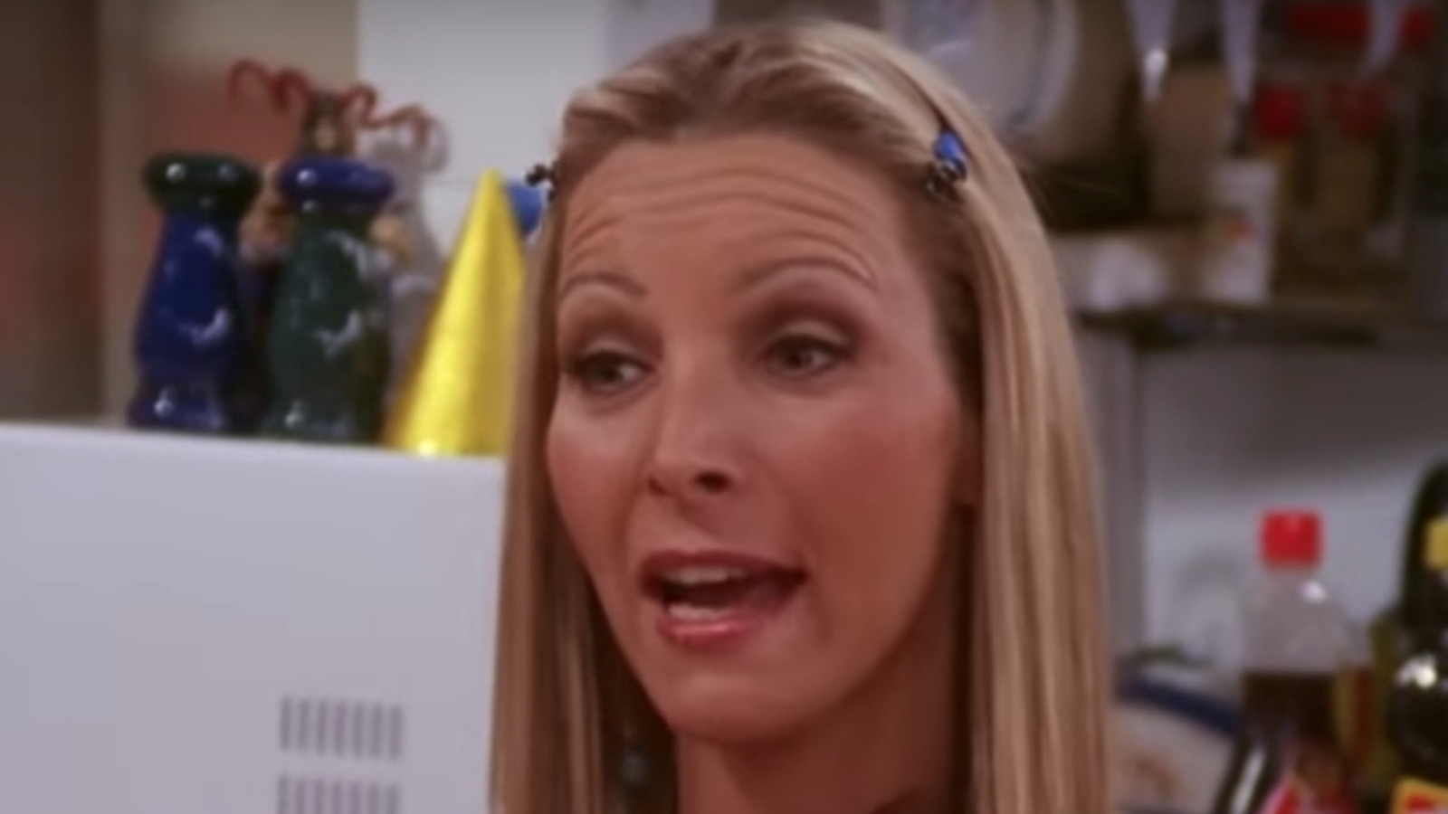 The Friends Fan Theory That Points To Phoebe Being A Secret Genius