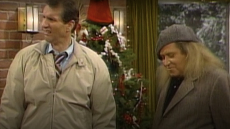 Ed O'Neill and Sam Kinison on Married...With Children "It's a Bundyful Life"