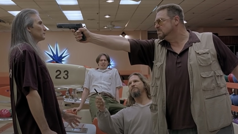 Walter pulls gun in bowling alley