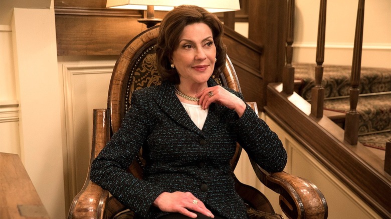 Gilmore Girls Emily Gilmore wears jewelry