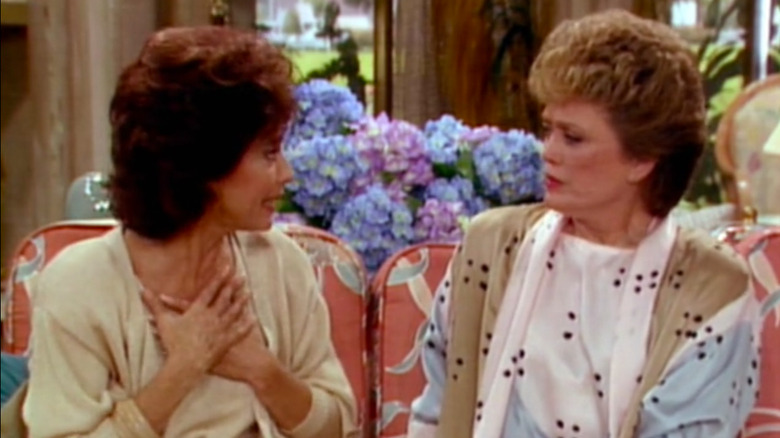 Blanche talking with Renee