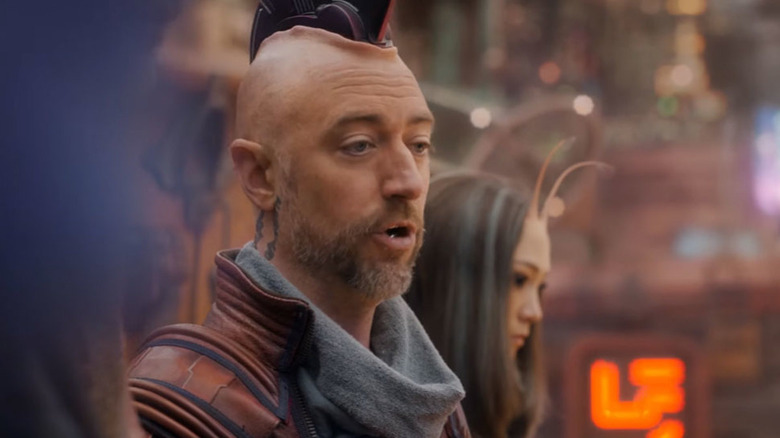 Kraglin talks to Drax and Mantis