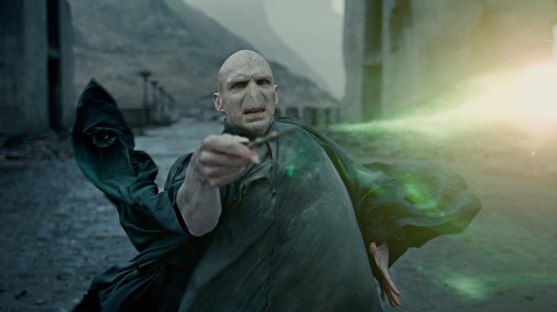 Ralph Fiennes Voldemort killing curse