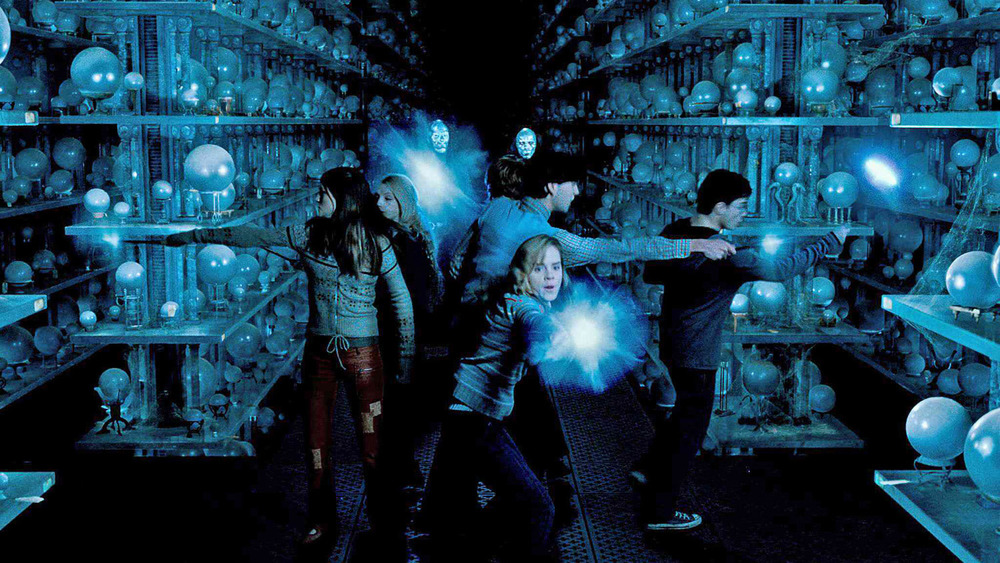 Dumbledore's Army fights off Death Eaters in the prophecy room