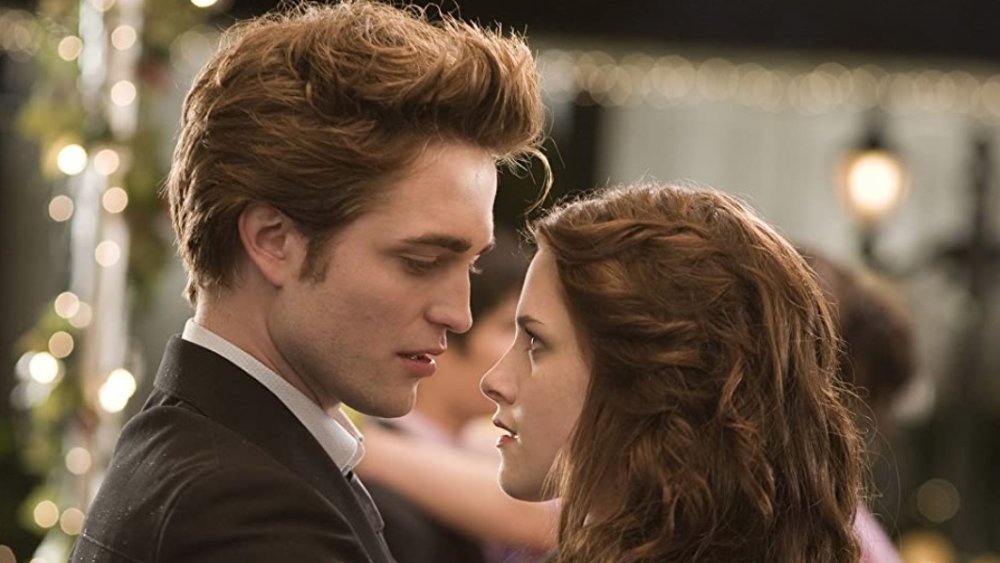 Robert Pattinson and Kristen Stewart in Twilight