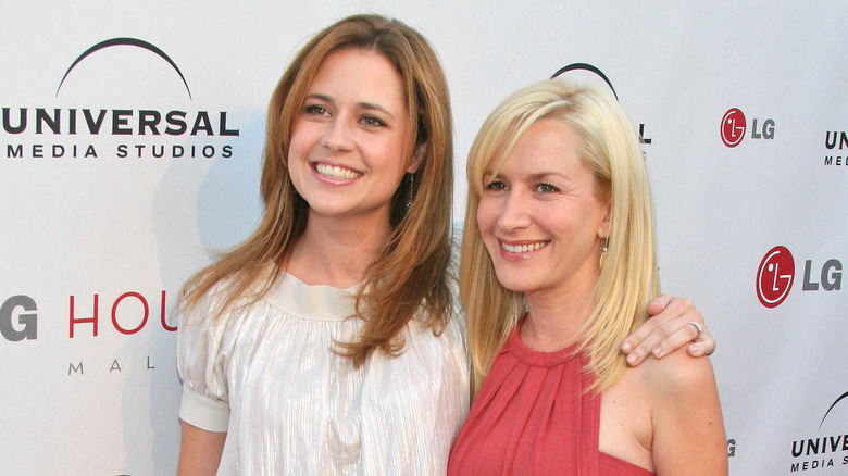 Jenna Fischer and Angela Kinsey pose